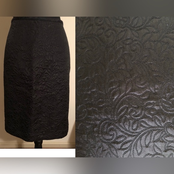 Jaclyn Smith Dresses & Skirts - Skirt; Jaclyn Smith Classic; Embossed; Back Slit; Black; Size 16